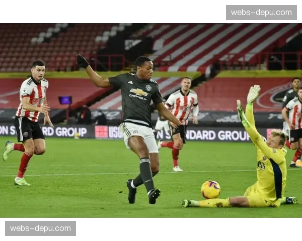 “门将参与进攻组织数据报告：2025-26赛季英超门将场均触球次数持续上升”