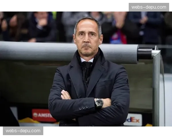 官方：摩纳哥主帅许特尔与球队续约至2028年